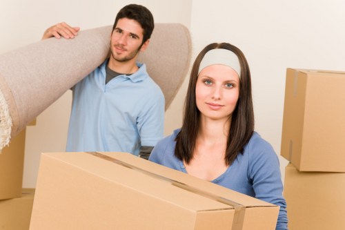 Local urban moving service handling household items
